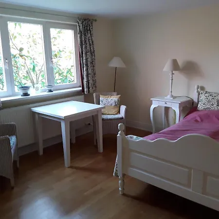 Gaestehaus Am Alten Hafen 3*