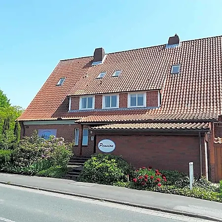 Gaestehaus Am Alten Hafen 3* יורק